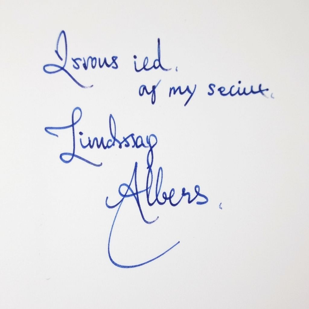 Signature for Lindsay Albers